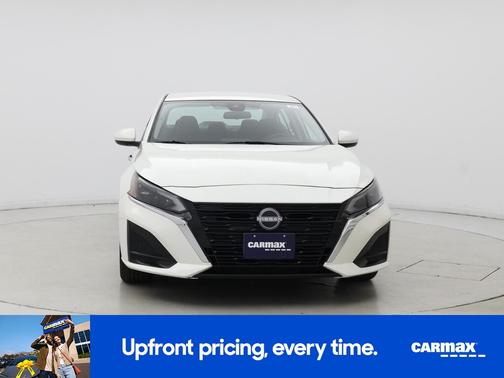 2023 Nissan Altima SV