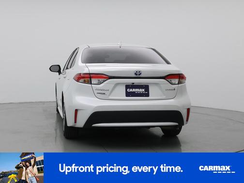 Pearl 2022 Toyota Corolla Hybrid LE