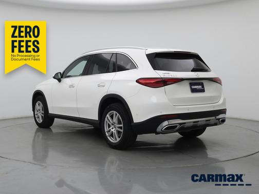 White 2025 Mercedes-Benz GLC 300