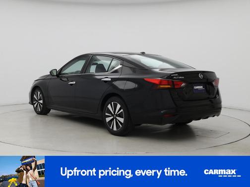 2022 Nissan Altima SV
