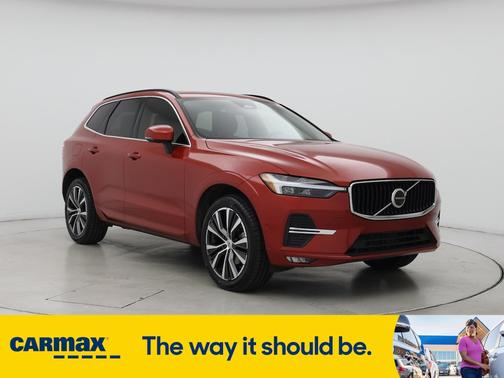 2022 Volvo XC60 B5 Momentum