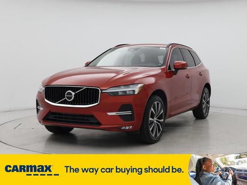 2022 Volvo XC60 B5 Momentum