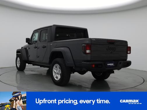 Gray 2020 Jeep Gladiator Sport S