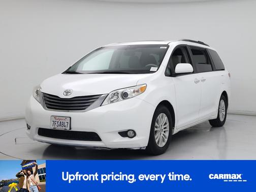 White 2014 Toyota Sienna XLE