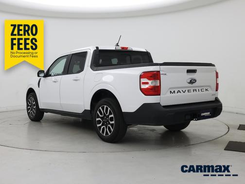 White 2023 Ford Maverick Lariat