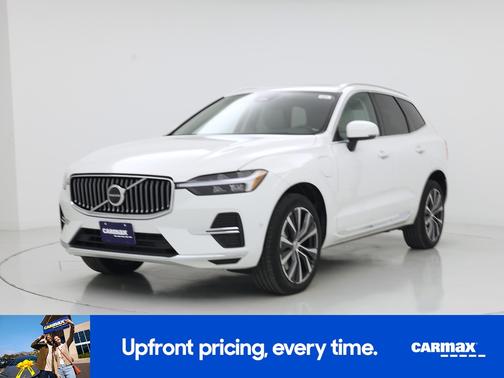 White 2022 Volvo XC60 Recharge Plug-In Hybrid T8 Inscription Expression