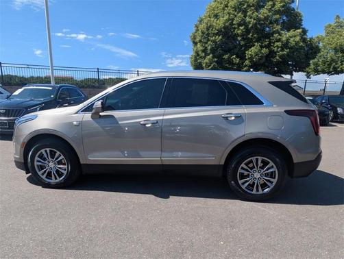 2022 Cadillac XT5 Premium Luxury