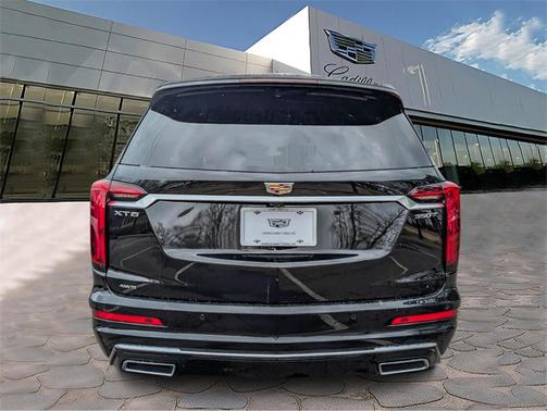 2025 Cadillac XT6 Luxury AWD