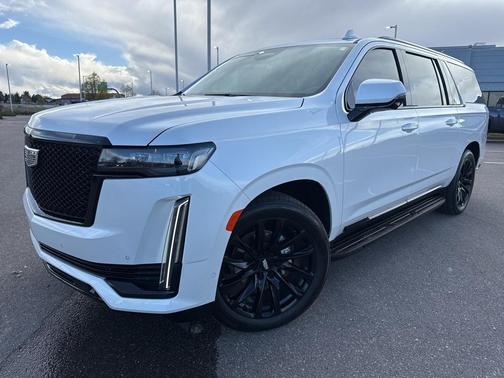 2023 Cadillac Escalade ESV Sport Platinum