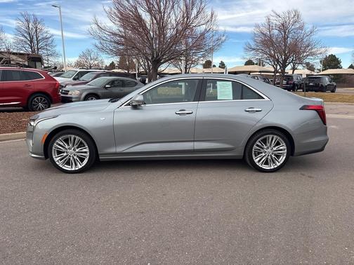 2023 Cadillac CT4 Premium Luxury