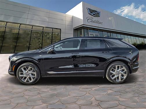 2026 Cadillac OPTIQ Luxury