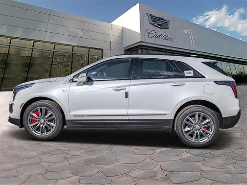 2025 Cadillac XT5 Sport