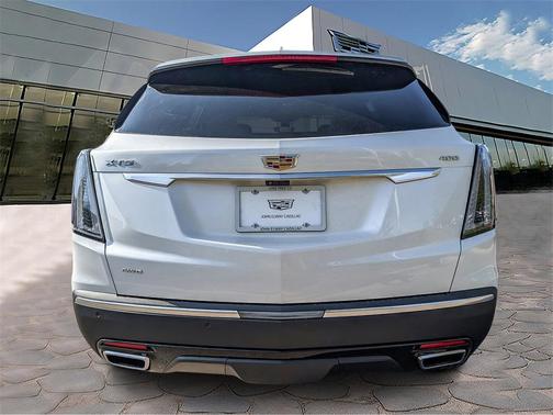 2025 Cadillac XT5 Sport