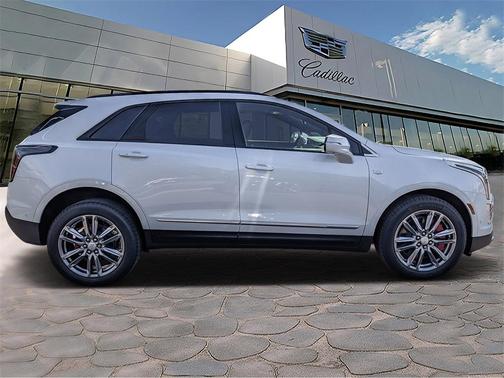 2025 Cadillac XT5 Sport