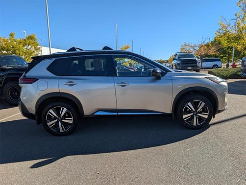 2022 Nissan Rogue Platinum
