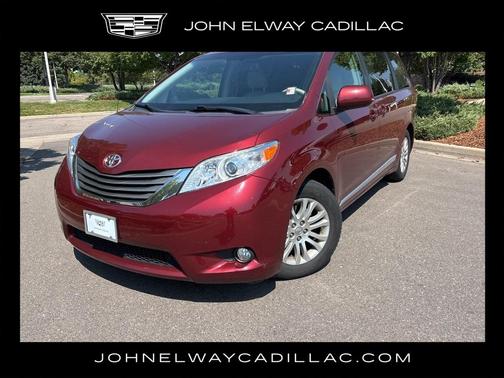 2014 Toyota Sienna XLE