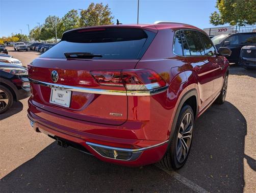 2022 Volkswagen Atlas Cross Sport 3.6L V6 SEL Premium R-Line