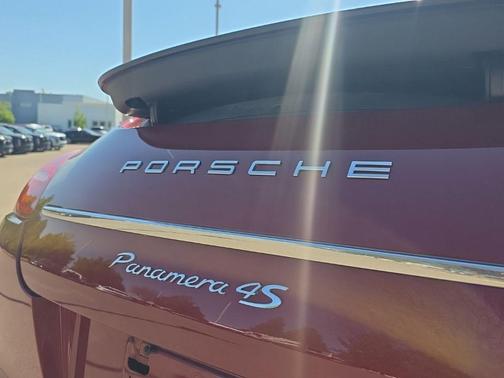 Ruby Red Metallic 2010 Porsche Panamera 4S