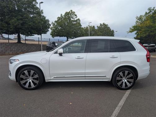 2022 Volvo XC90 Recharge Plug-In Hybrid T8 Inscription Extended Range 7P