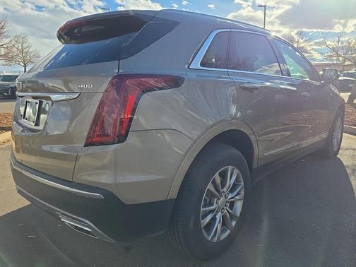 2023 Cadillac XT5 Premium Luxury