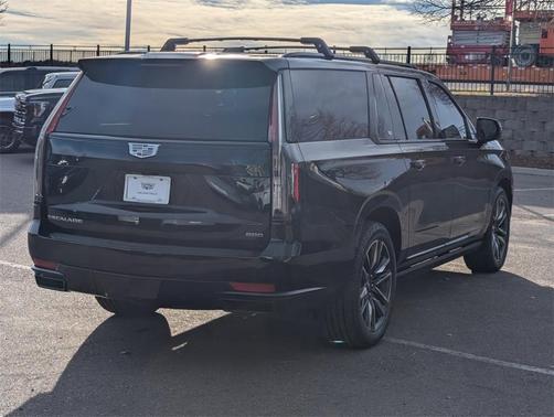2023 Cadillac Escalade ESV Sport