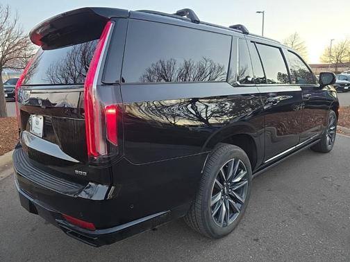 2023 Cadillac Escalade ESV Sport