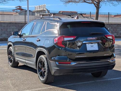 2023 GMC Terrain AT4