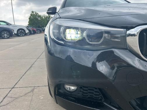 2017 BMW 330 Gran Turismo i xDrive