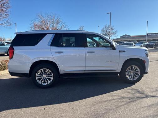 2021 GMC Yukon SLT