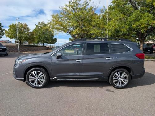 Magnetite Gray Metallic 2022 Subaru Ascent Touring 7-Passenger
