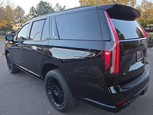 2023 Cadillac Escalade Sport