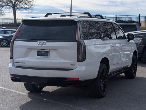 Crystal White Tri-Coat 2023 Cadillac Escalade ESV Sport Platinum