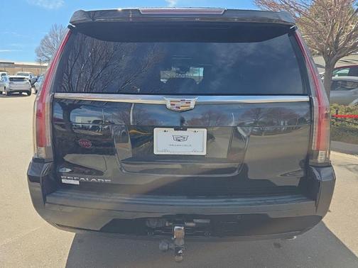 2017 Cadillac Escalade Platinum