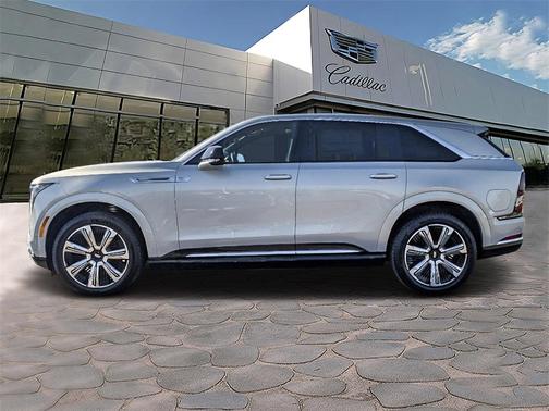 2025 Cadillac Escalade IQ Luxury 2