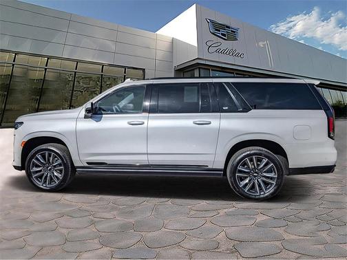 2022 Cadillac Escalade ESV Sport Platinum