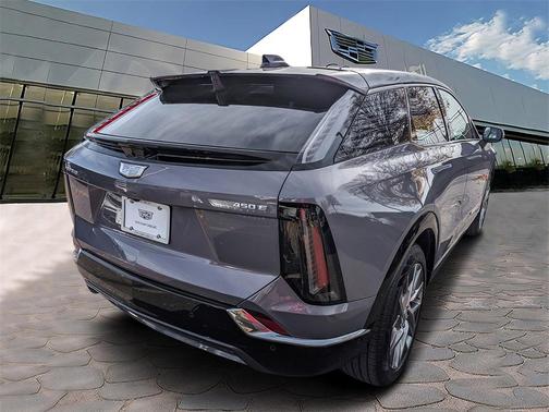 2026 Cadillac OPTIQ Luxury