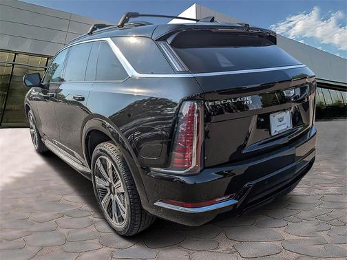 2026 Cadillac Escalade IQ Luxury