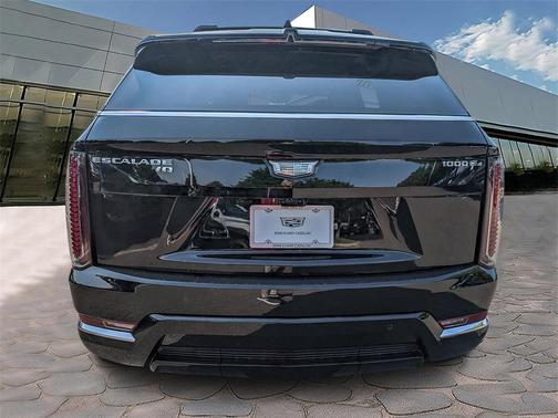 2026 Cadillac Escalade IQ Luxury