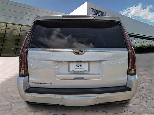 2020 Cadillac Escalade Platinum