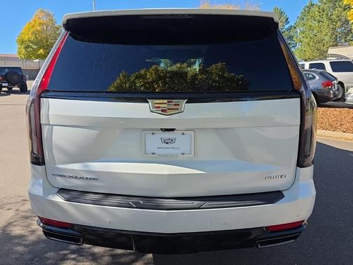 2022 Cadillac Escalade Sport Platinum