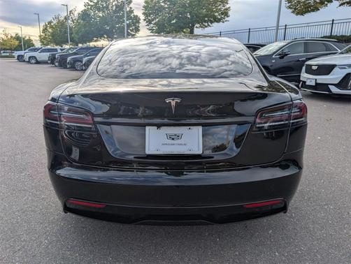 2022 Tesla Model S Base