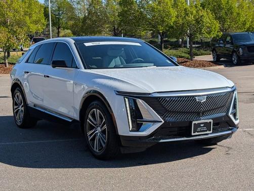 Crystal White Tri-Coat 2024 Cadillac LYRIQ Luxury