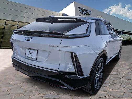 2025 Cadillac LYRIQ Luxury