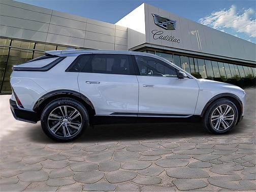 2025 Cadillac LYRIQ Luxury
