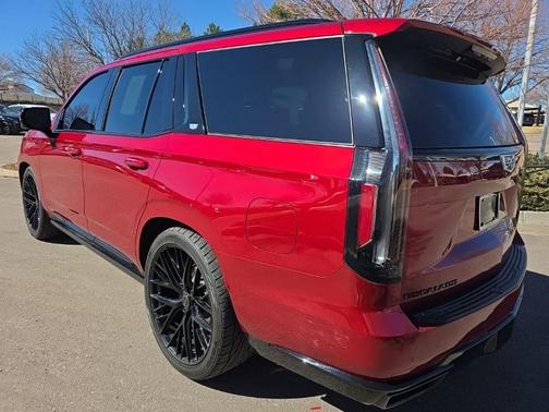 2024 Cadillac Escalade Sport