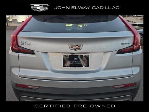 2021 Cadillac XT4 Premium Luxury