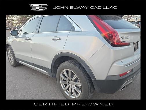 2021 Cadillac XT4 Premium Luxury