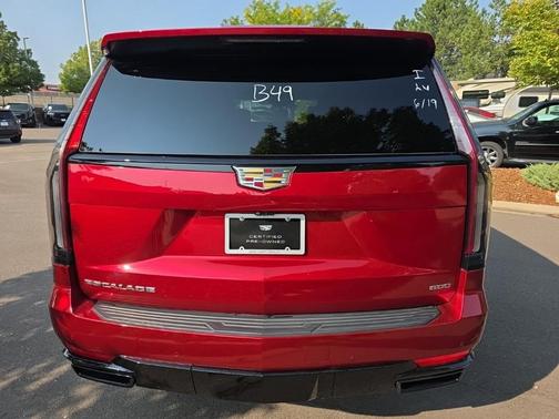 2024 Cadillac Escalade ESV Sport Platinum