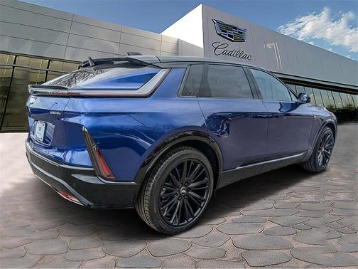2025 Cadillac LYRIQ Sport