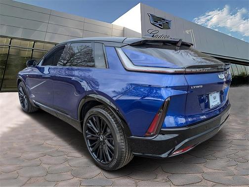 2025 Cadillac LYRIQ Sport
